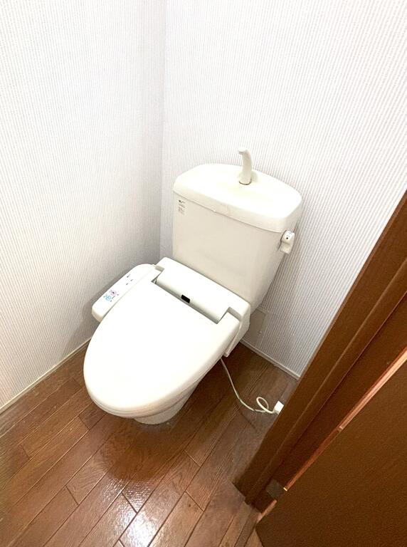 トイレ　同タイプの別部屋