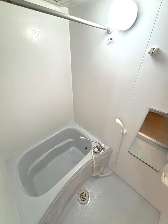 バス・シャワールーム　同タイプの別部屋