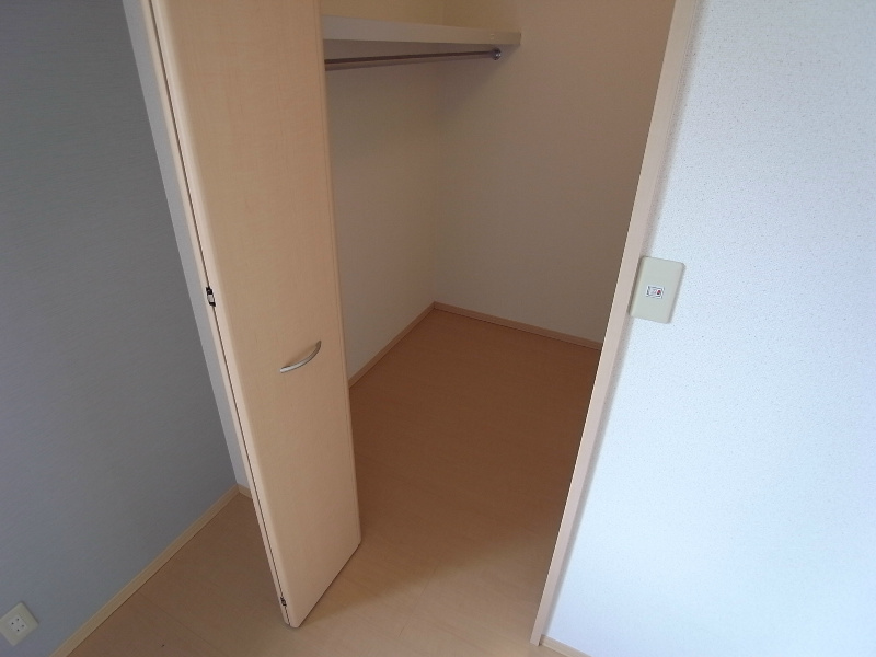 収納　ウォークインクローゼット