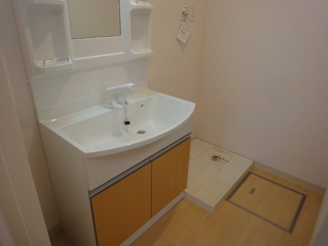 洗面設備　洗髪洗面化粧台