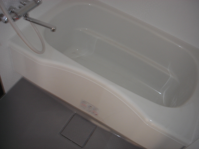 バス・シャワールーム　モデル写真