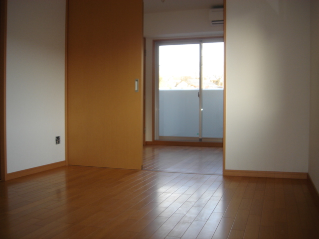 居室・リビング　モデル写真