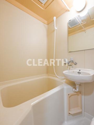 バス・シャワールーム　同タイプ別住戸写真となります。現況と異なる場合がございます。