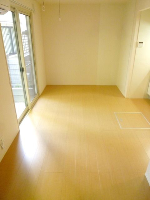 居室・リビング　★洋室９．５★