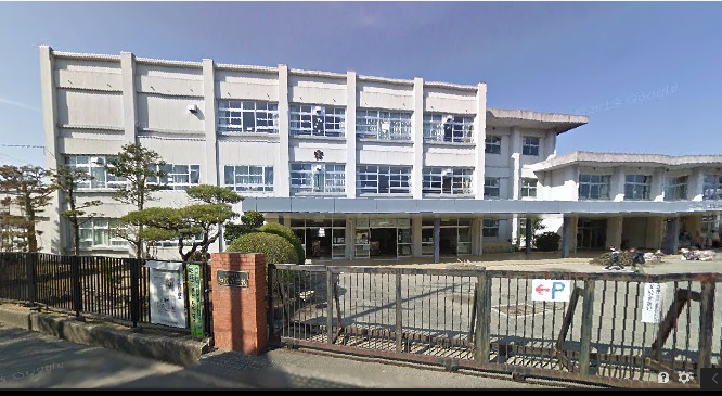 小学校　木津川市立加茂小学校（小学校）まで764m