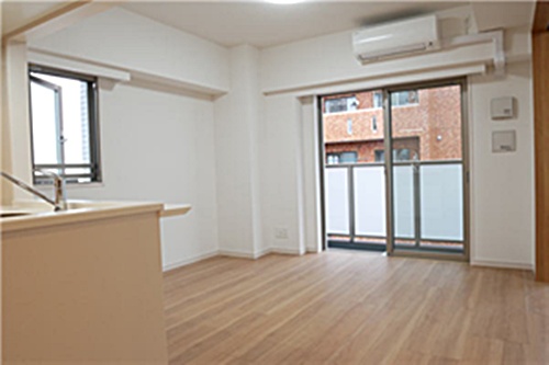 居室・リビング　開放感のあるゆったりとしたお部屋です♪