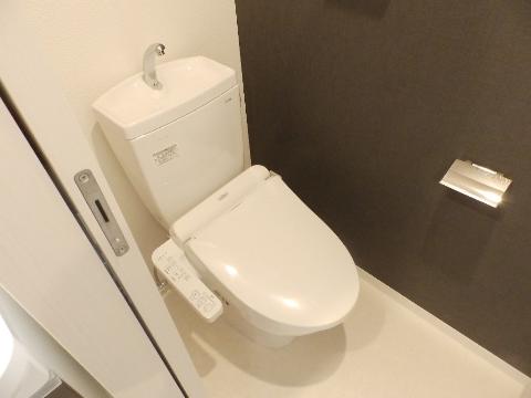 トイレ　シャワー付トイレ