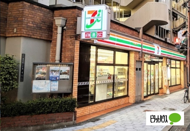 コンビニ　セブンイレブン大阪西本町２丁目店（コンビニ）まで108m