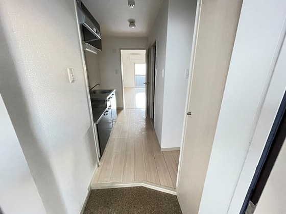 玄関　※他号室の写真になります
