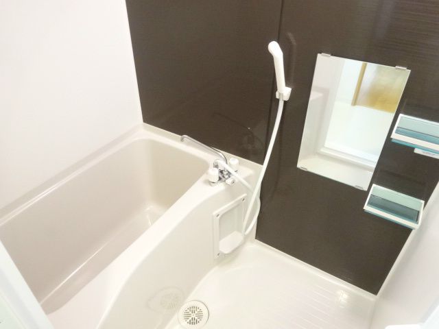 バス・シャワールーム　☆ゆったりくつろげるお風呂☆