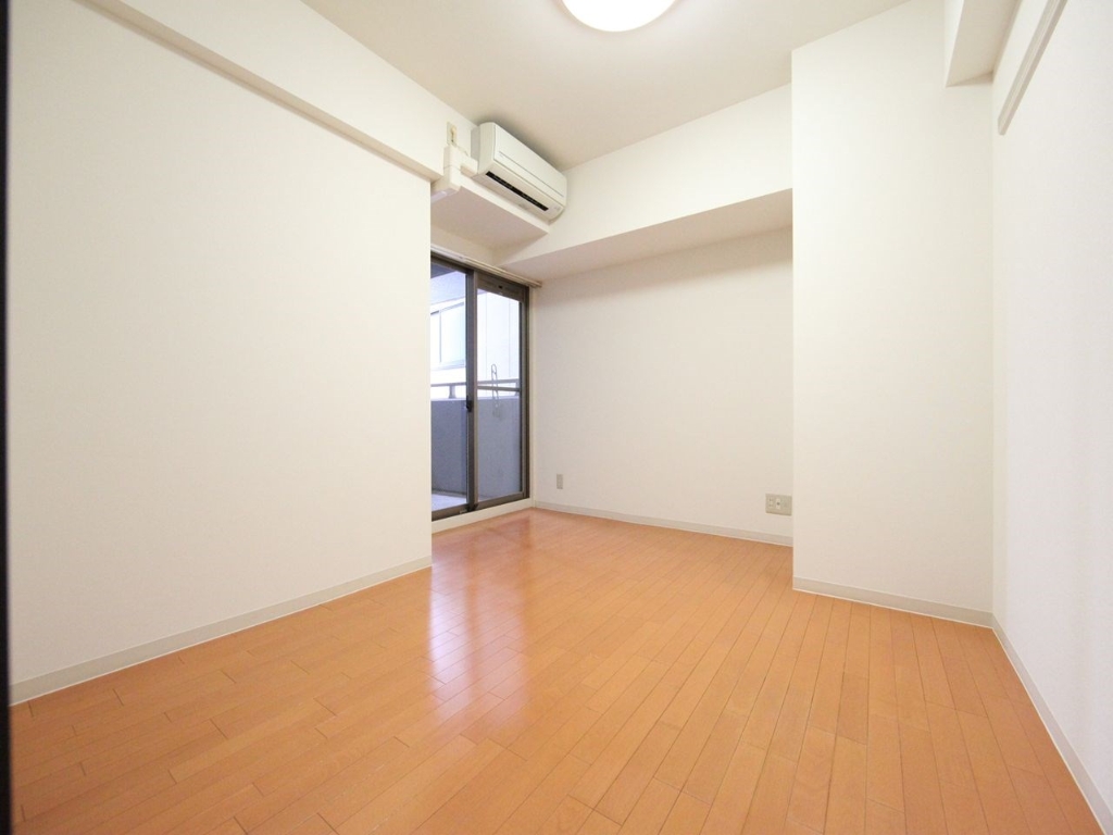 その他部屋・スペース　洋室7.0帖　クローゼット（収納充実してます）エアコン