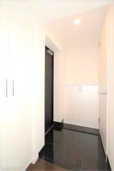 玄関　※過去画像参照