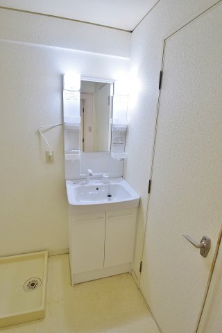 洗面設備　和室は落ち着きますね♪