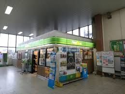 コンビニ　ニューデイズミニ船橋法典1号（コンビニ）まで370m