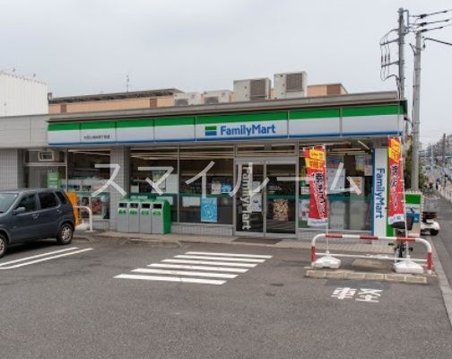 コンビニ　ファミリーマート大田上池台四丁目店（コンビニ）まで410m