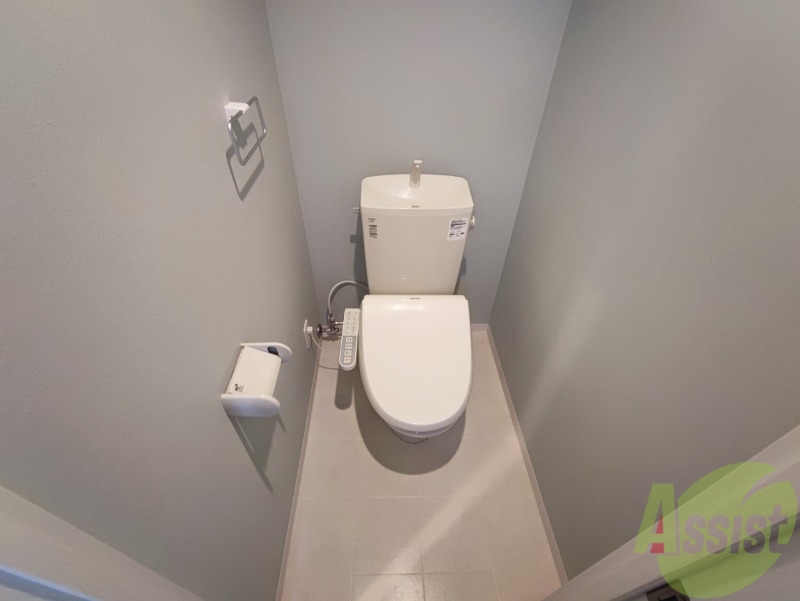 トイレ　こちらはトイレです。清潔感があり、安心して使用できます。