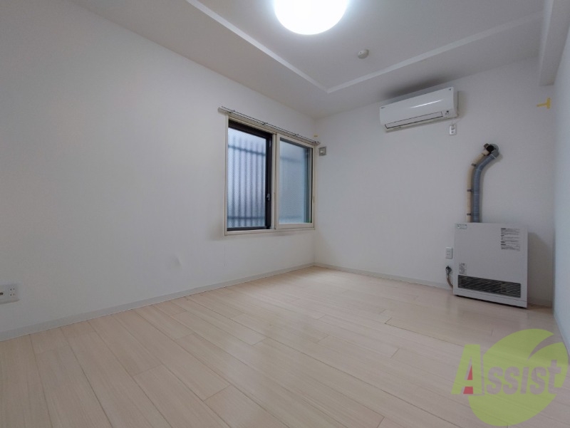 居室・リビング　広くてキレイなお部屋が広がっていて、充実した生活が送れそう。