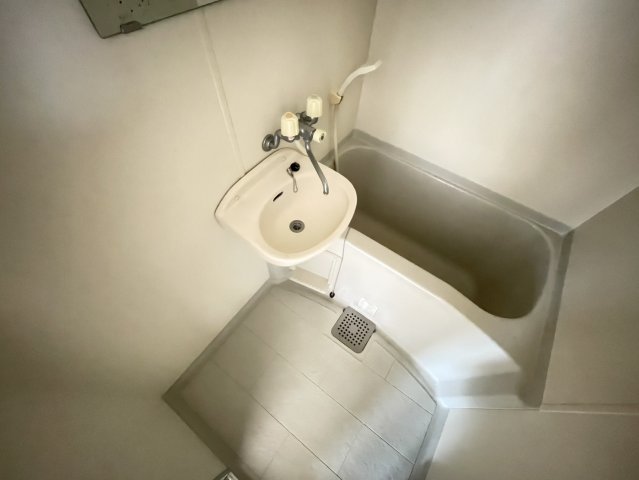 バス・シャワールーム　お風呂に浸かって疲れを癒してくださいね