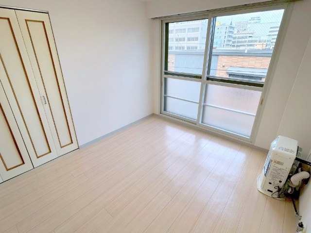その他　写真は４階同号室です。