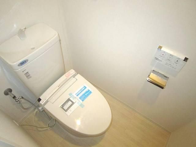 トイレ　別部屋参考写真