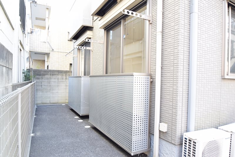 バルコニー　シャッターがありますので、閉めて安心です