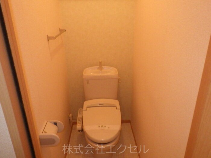 トイレ　（同建物別室画像です）