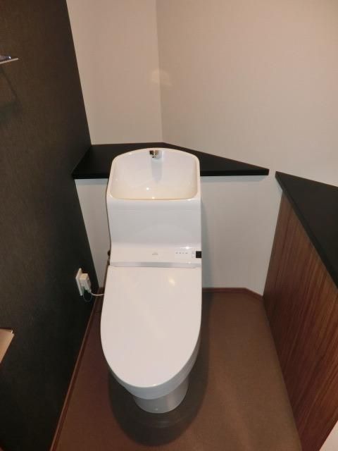 トイレ　トイレ