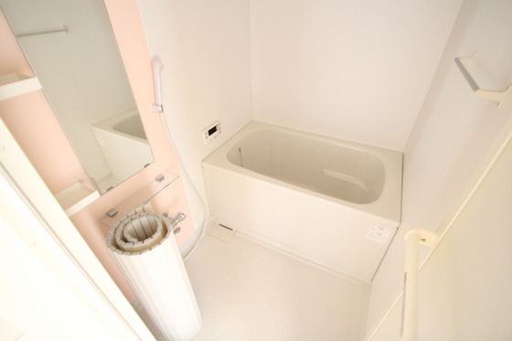 バス・シャワールーム　※別の部屋の写真です。