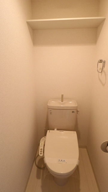 トイレ　※別部屋参考写真