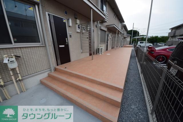 エントランス　広々としたエントランス