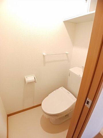 トイレ　コンパクトで使いやすいトイレです