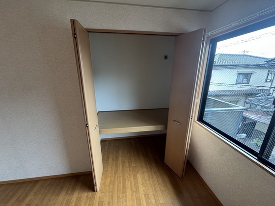 玄関　※別号室のお写真です