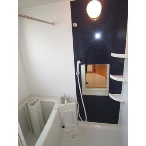 バス・シャワールーム　※同タイプ部屋の写真です。