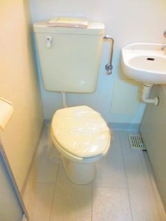 トイレ　同仕様参考写真