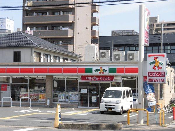 コンビニ　サンクス草加氷川町店（コンビニ）まで86m
