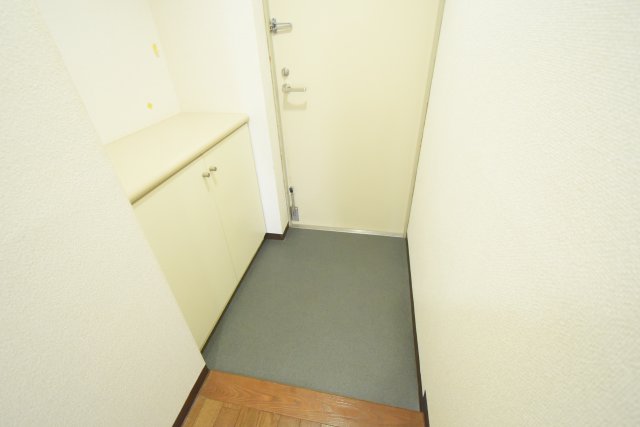 玄関　他号室参考写真