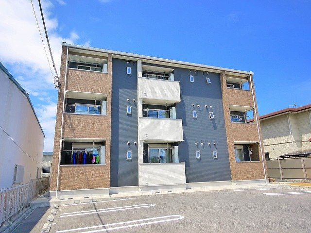 建物外観　キレイな外観です。