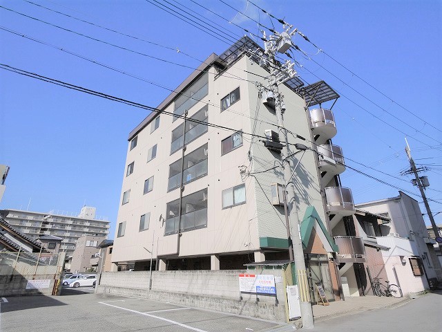 建物外観　綺麗な外観です
