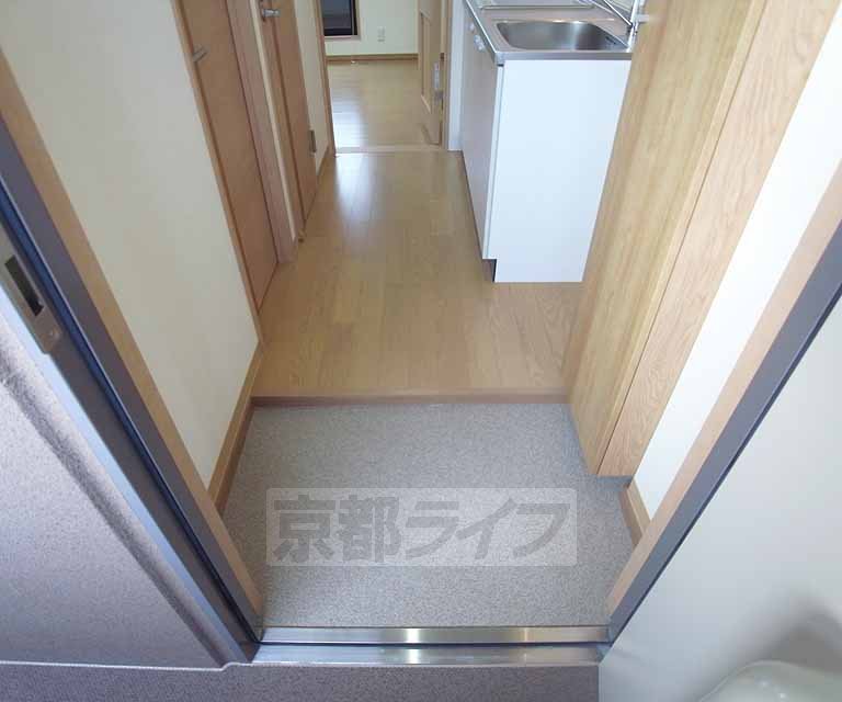玄関　・お問い合わせは京都ライフまで・