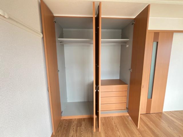 収納　クローゼット