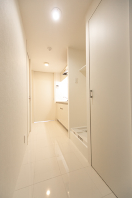 玄関　※写真は同タイプ住戸です。