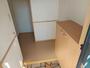 玄関　室内写真は別部屋の写真です。