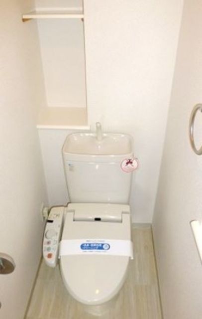 トイレ　別号室イメージ
