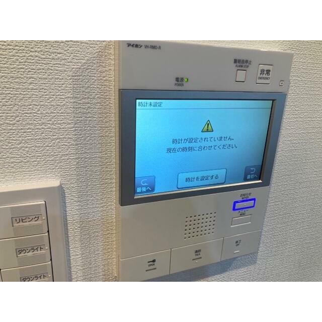 セキュリティ　モニター付きインターホン