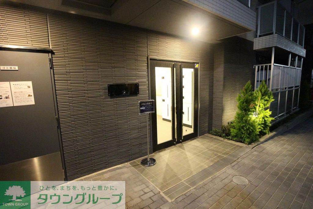 エントランス　エントランス