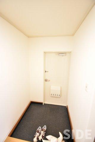 玄関　※別号室参考画像