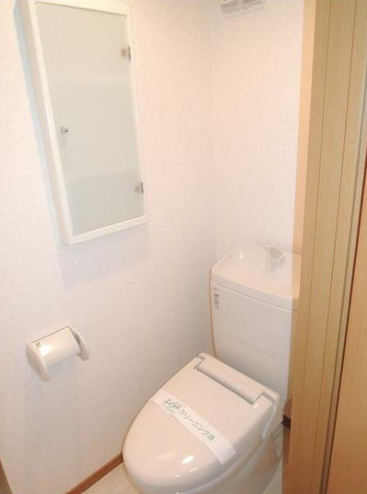 トイレ　清潔感のあるトイレです