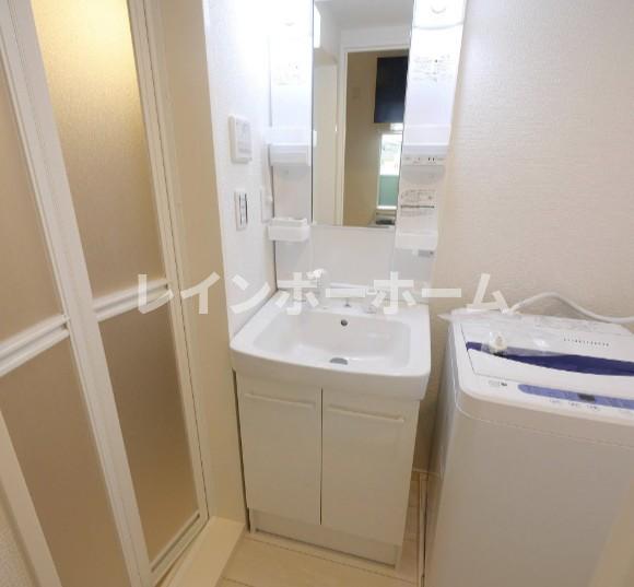 洗面設備　忙しい朝には欠かせない洗面所です