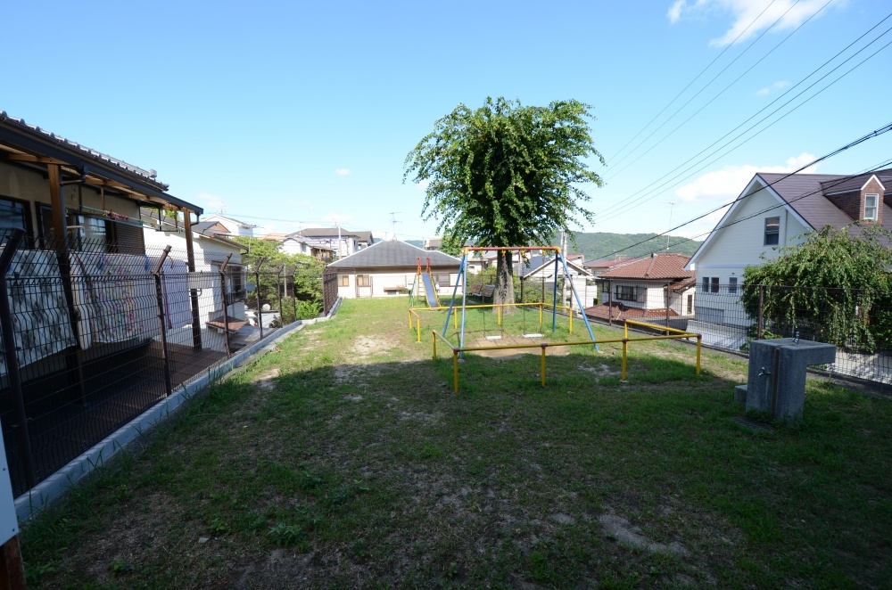 公園　花屋敷第２公園（公園）まで168m