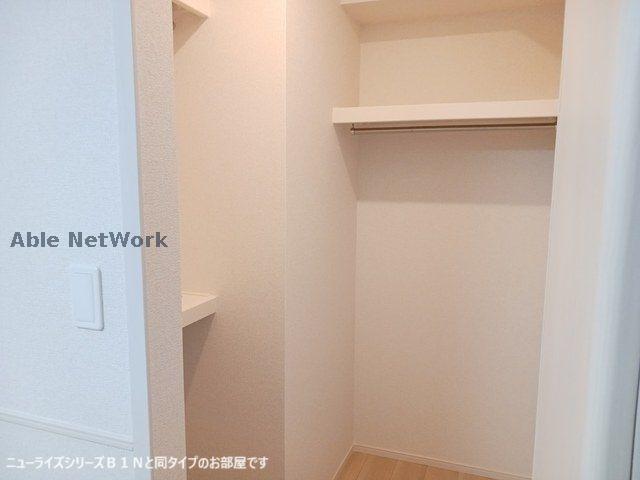 収納　※同モデルイメージ
